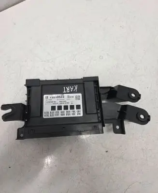 Opel Karl Comfort/convenience module 13510523 R0000YD66 8360100000000X