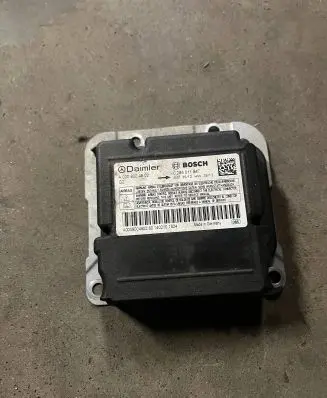 Mercedes-Benz Sprinter W906 Airbag control unit/module A0009004802 0285011847