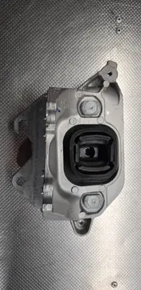Nissan Juke II F16 Gearbox mounting bracket 112532302R