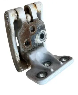 Volkswagen Crafter Rear door lower hinge