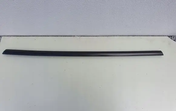 Tesla Model Y Trim molding 149572100D