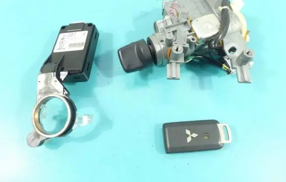 Mitsubishi Outlander Ignition lock G8D-640M-RAM-E IMPRK1333382