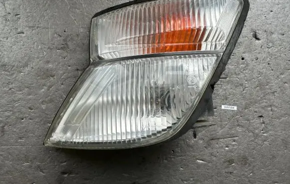 Nissan Patrol Y61 Front indicator light 26129VB120