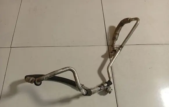 Volkswagen PASSAT B7 Air conditioning (A/C) pipe/hose 3C0820743CC
