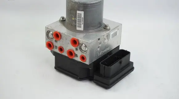 Volkswagen PASSAT B7 ABS Pump 3AA614109AG