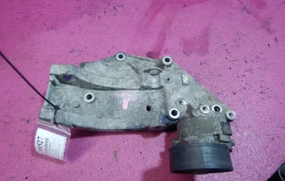Ford Focus C-MAX Generator/alternator bracket 9682367380