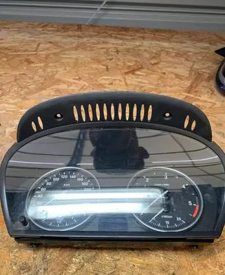 BMW X5 E70 Speedometer (instrument cluster) 9143835