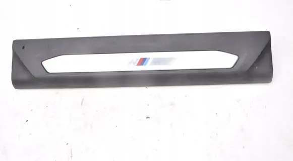 BMW 1 F40 Rear sill (body part) 7469183