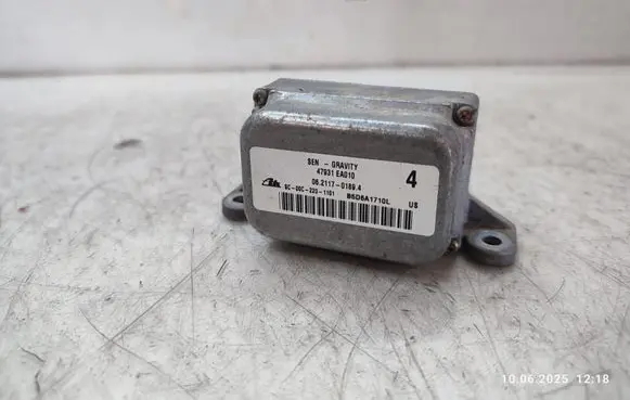 Nissan Pathfinder R51 ESP acceleration yaw rate sensor 47931EA010