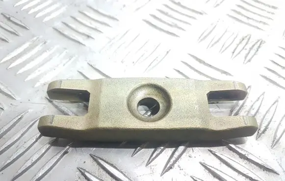 Opel Astra G Fuel Injector clamp holder
