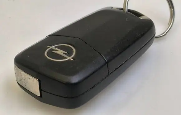 Opel Zafira B Ignition key/card 13189118 433MHZ