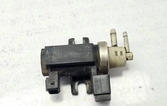 Volvo V70 Turbo solenoid valve 72190329 30637251