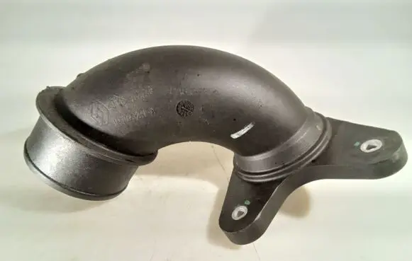 Renault Master III Air intake hose/pipe 165769532R
