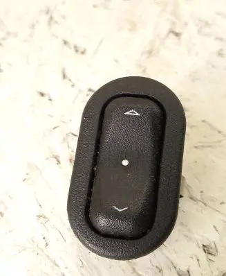 Opel Zafira A Electric window control switch 90561388 13363100