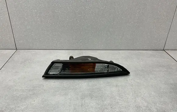 Volkswagen Scirocco Front indicator light 1K8953041E