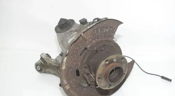 BMW X5 E70 Rear wheel hub 6879101 33326879101 6770951