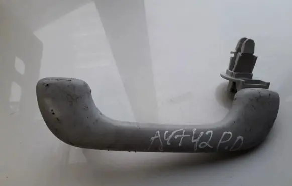 Nissan Qashqai Front interior roof grab handle 8200000099