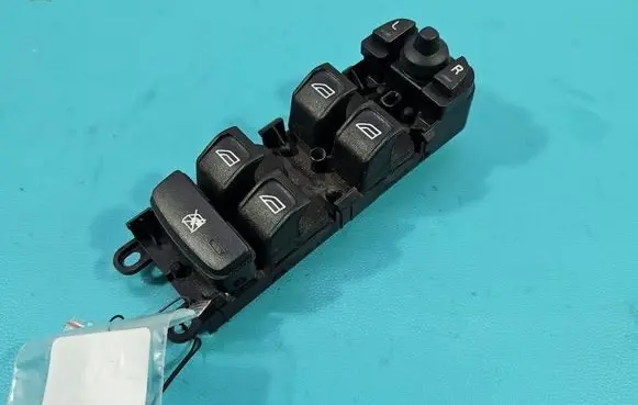 Volvo V70 Electric window control switch 30773269 IMPRK1563415