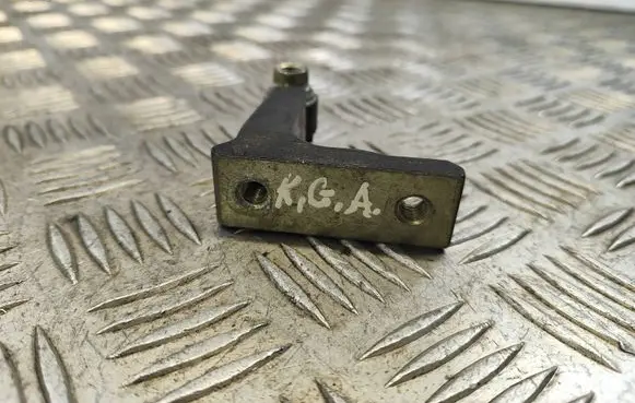 Volvo S60 Rear door lower hinge 31218518