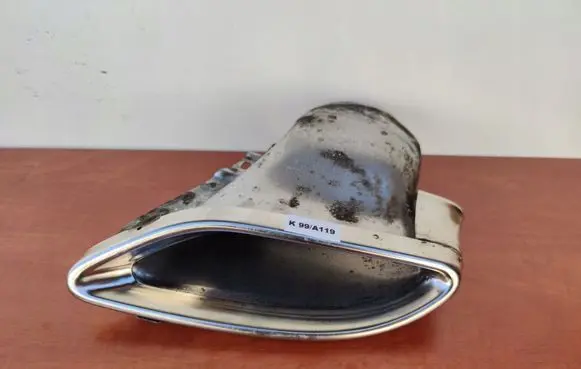 Mercedes-Benz E AMG W212 Muffler trim A2124902727