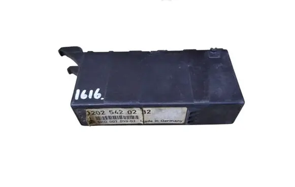Mercedes-Benz C W202 Other control units/modules 2025420232
