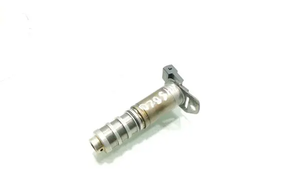BMW 3 E90 E91 Camshaft vanos timing valve 8605123 13151880