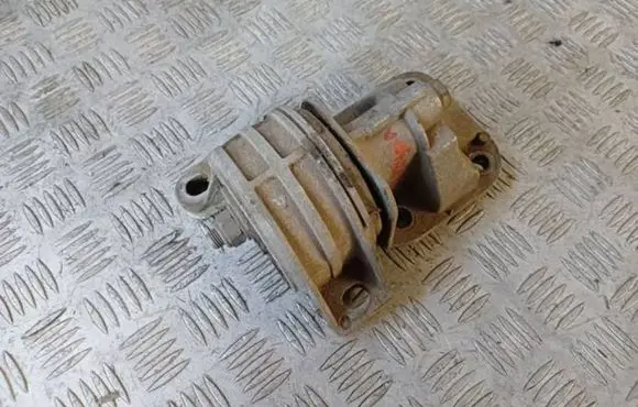 Fiat Ducato Engine mounting bracket
