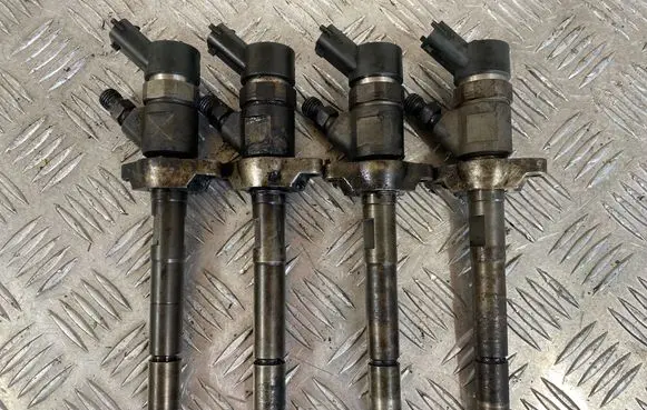 Citroen C4 Grand Picasso Fuel injectors set 0445110259