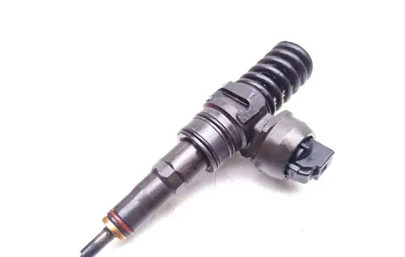 Fuel injector