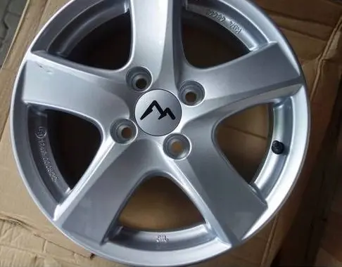 Volkswagen Up R14 alloy rim 