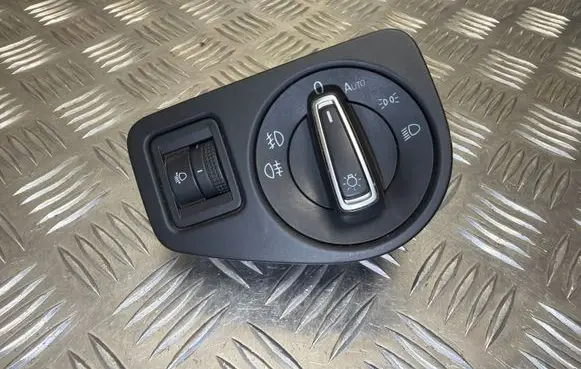 Volkswagen Golf VII Light switch