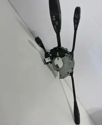Mercedes-Benz CLS C219 Wiper turn signal indicator stalk/switch A1715402945
