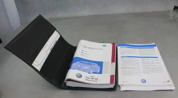 Volkswagen Jetta V Owners service history hand book 