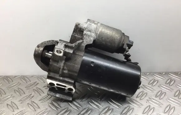BMW 5 F10 F11 Starter motor 8506657 0001148010 12418506657