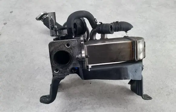 Audi A6 S6 C6 4F EGR valve 059131511