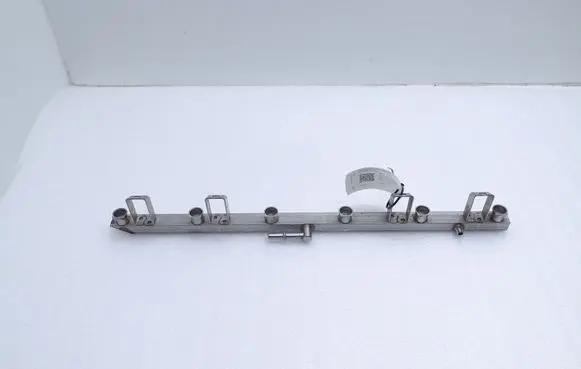 BMW Z4 E85 E86 Fuel main line pipe 7542541 7542070