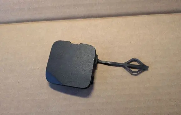 Renault Trafic III (X82) Front tow hook cap/cover 511800680R