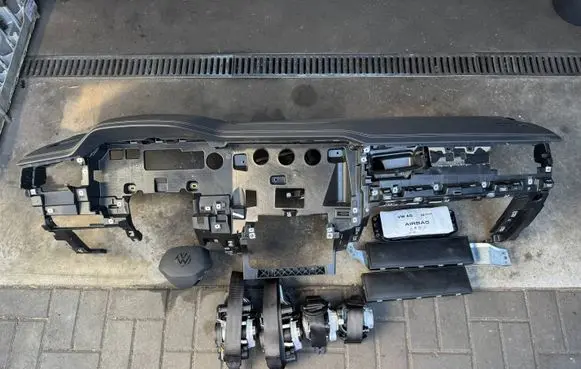 Volkswagen Touareg III Dashboard 