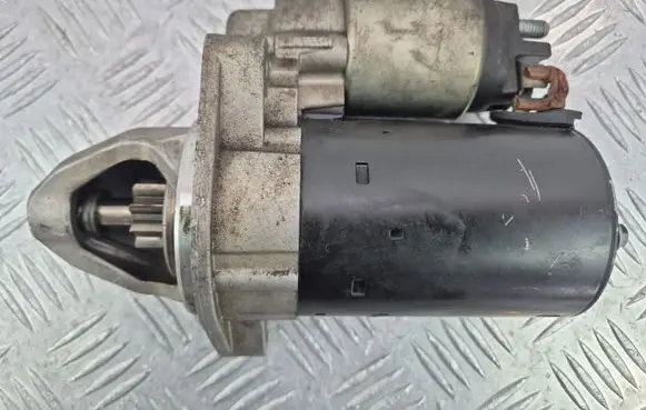 Mercedes-Benz E W212 Starter motor A0051513901