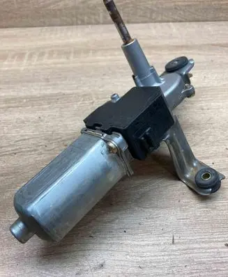 Toyota Corolla E120 E130 Rear window wiper motor 8513002020 1592006213