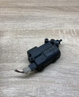Opel Zafira A Fuel tank cap lock motor 13118786 705472