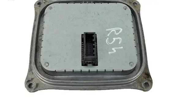 Fiat Tipo Headlight ballast module Xenon 147000026800