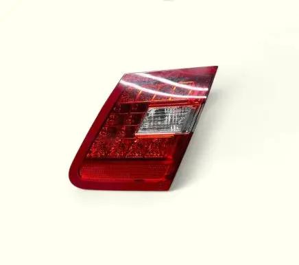 Mercedes-Benz E W212 Tailgate rear/tail lights A2129060258
