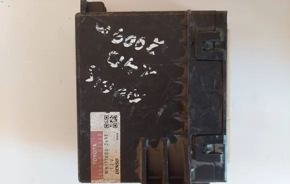 Toyota Auris 150 Other control units/modules 8865002420