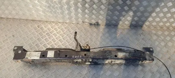 Chrysler Voyager Radiator support slam panel