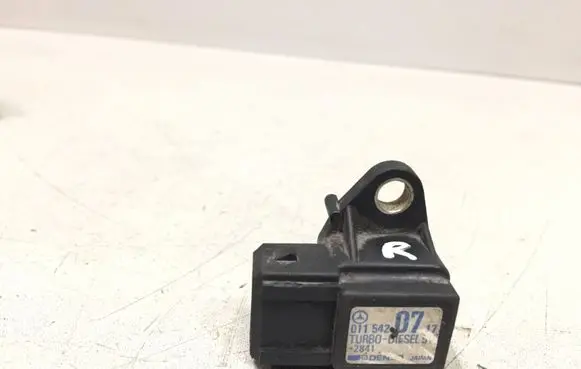 Mercedes-Benz E W210 Air pressure sensor 0115420717