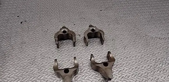 BMW 3 E90 E91 Fuel Injector clamp holder 