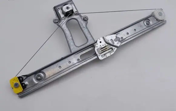 BMW 3 E46 Rear door manual window regulator 7011205
