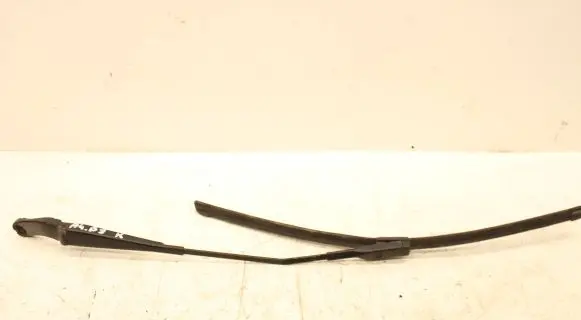 Audi A4 S4 B8 8K Windshield/front glass wiper blade 