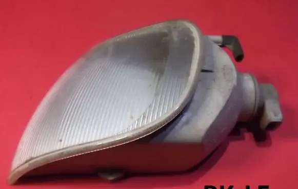 Front indicator light